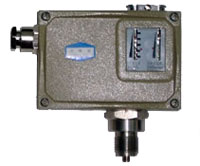 D511/7D压力控制器